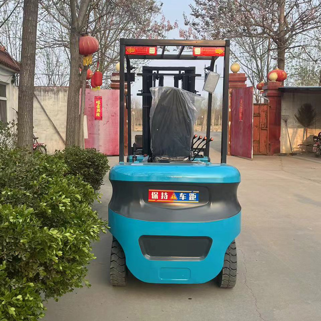 Custom 2.5 Ton Diesel Forklift - đánh giá và giá Heavy Equipment Logistics